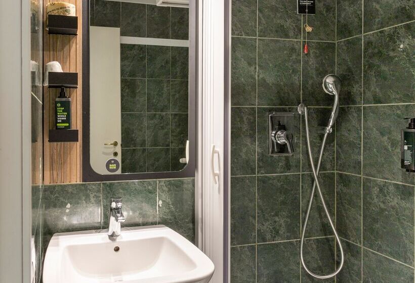 غرفة قياسية, B&b Hotel Pomezia Cortese