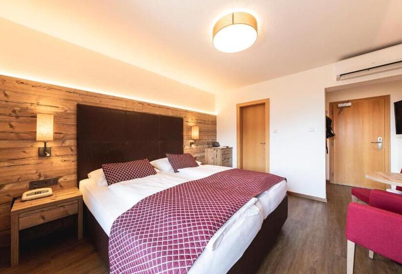 스탠다드 발코니 룸, Der Heinrichshof