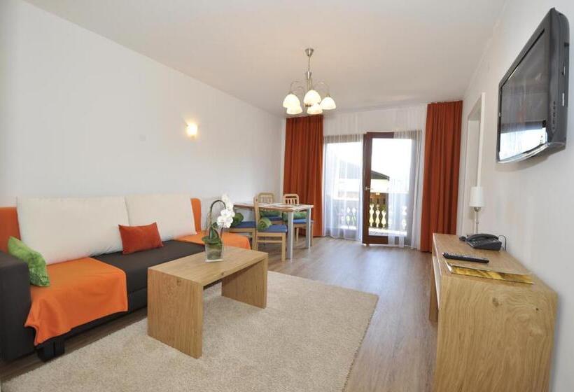 דירה בת חדר שינה 1 עם מרפסת, Garni Wurzer