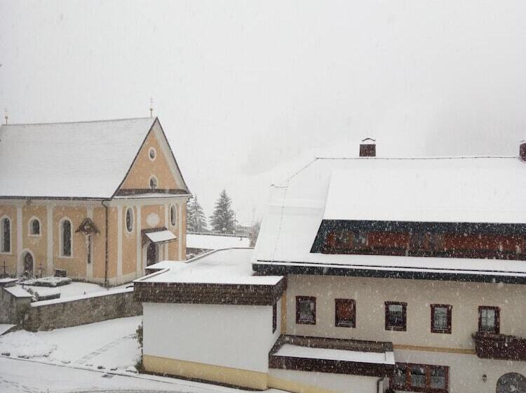 シングルデラックスルーム, Kirchenwirt