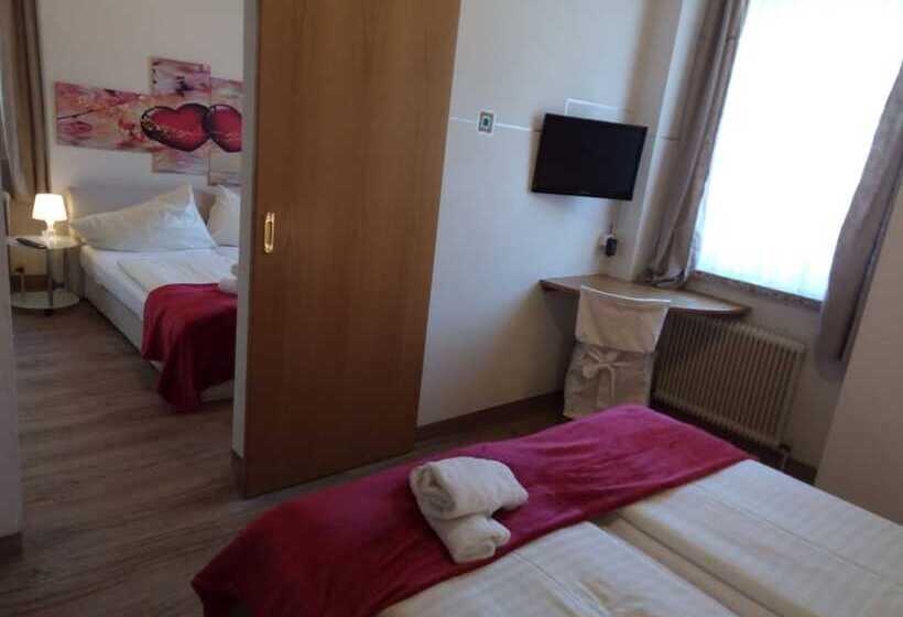 ファミリールーム, Kirchenwirt