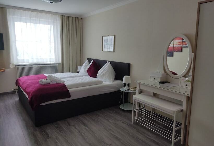 シングルデラックスルーム, Kirchenwirt