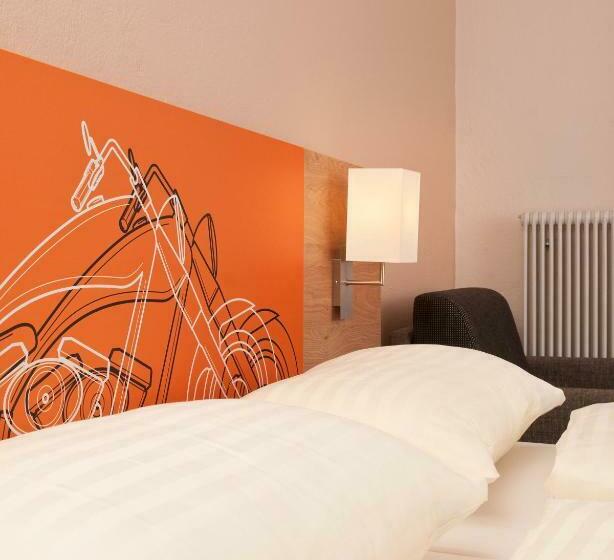 اتاق استاندارد با بالکن, Kuchlerwirt