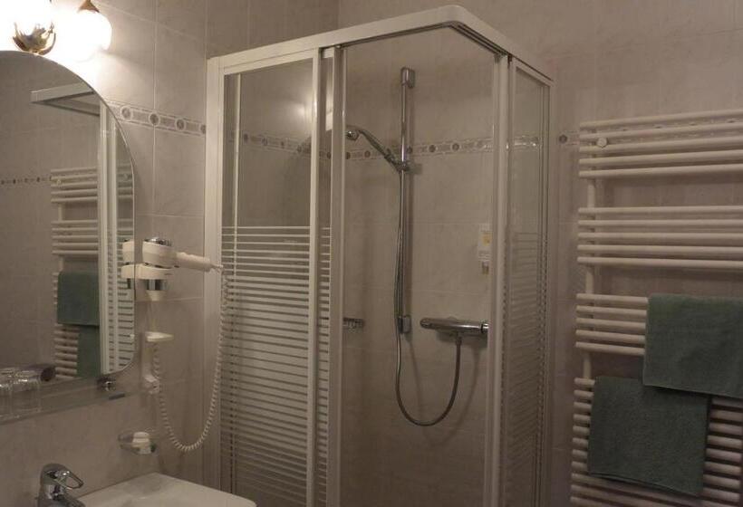 Трехместный Номер Стандарт с Балконом, Marlingerhof