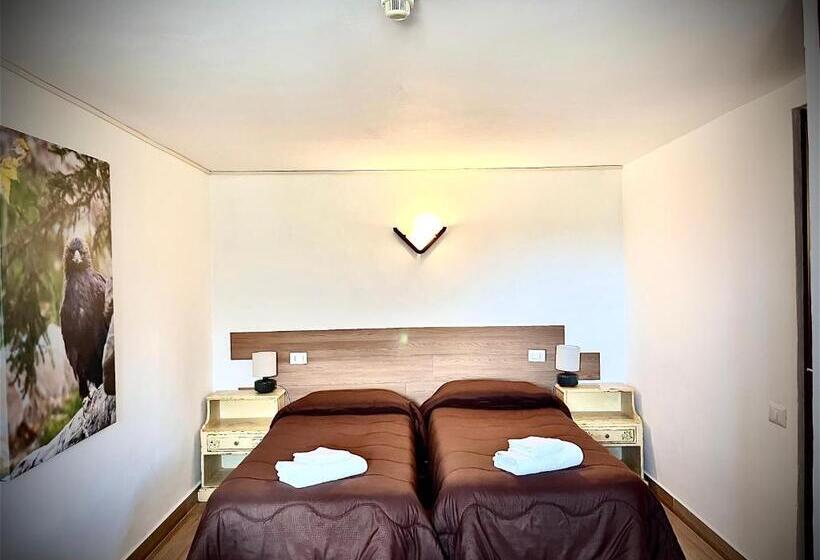 חדר משפחתי חדר אמבטיה משותף, Pinguino