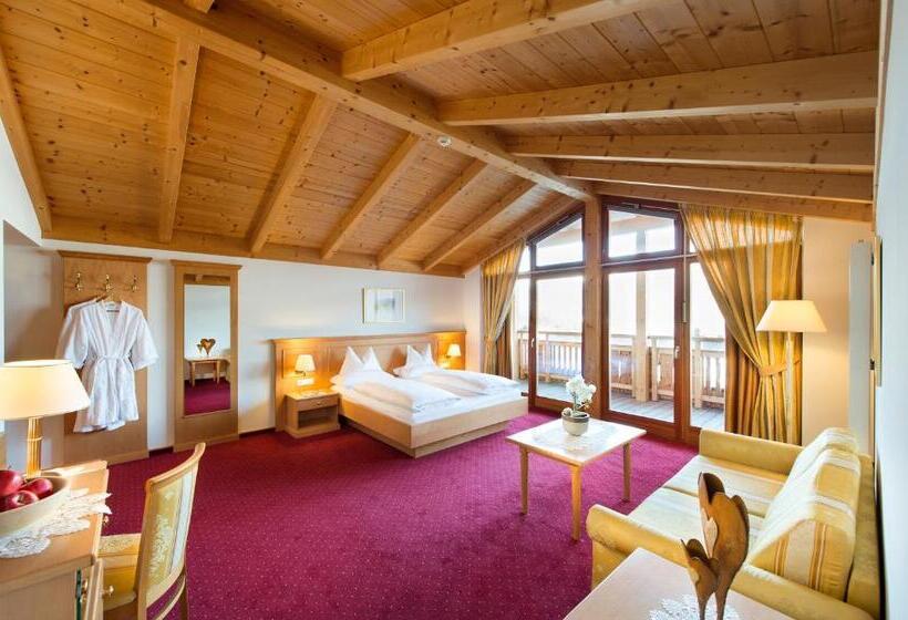 סוויטת ג'וניור, Reischach