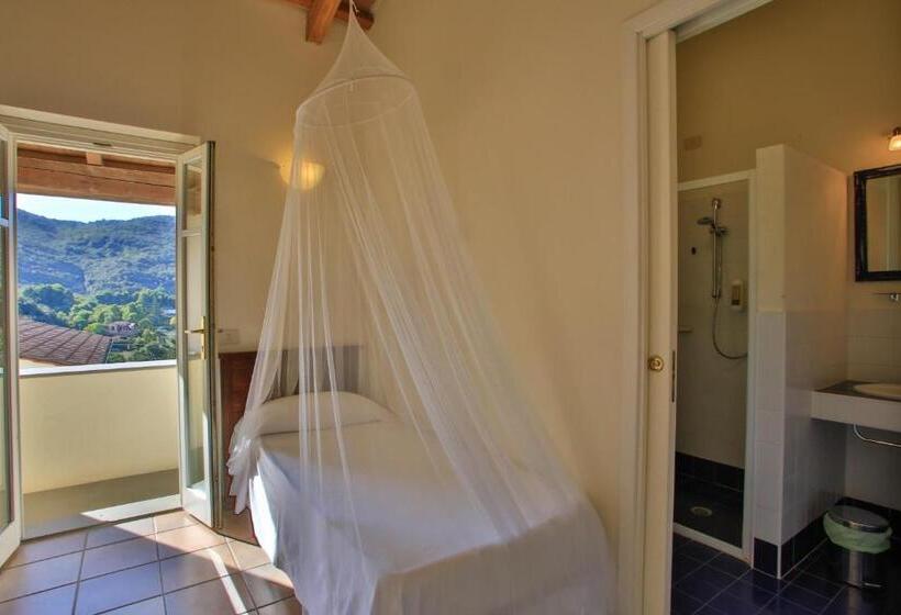 شقة من غرفة نوم واحدة متصلة, Santo Stefano