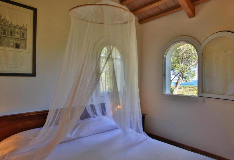 شقة من غرفة نوم واحدة متصلة, Santo Stefano