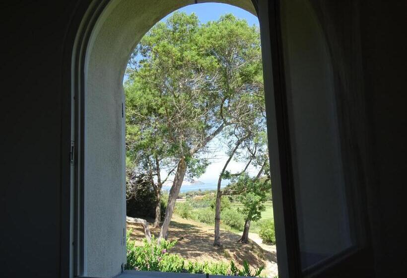 شقة من غرفة نوم واحدة متصلة, Santo Stefano