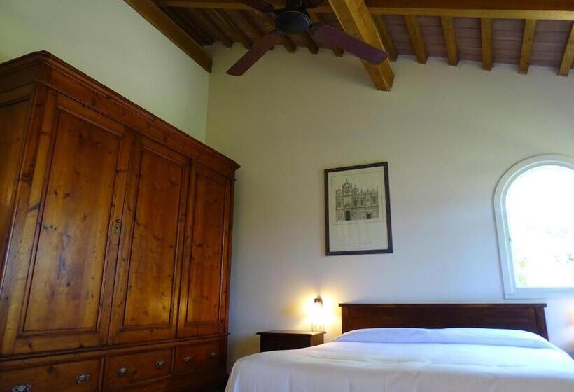 شقة من غرفة نوم واحدة متصلة, Santo Stefano