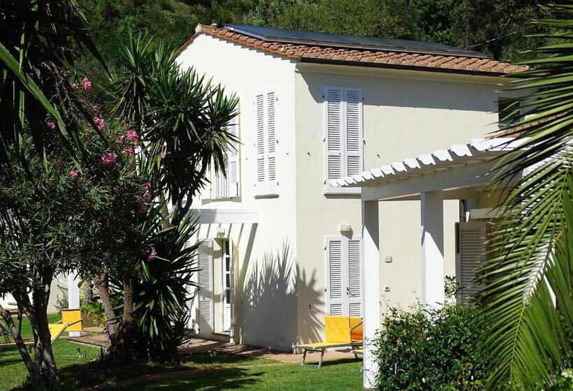 غرفة قياسية مزوَّدة بتراس, Santo Stefano