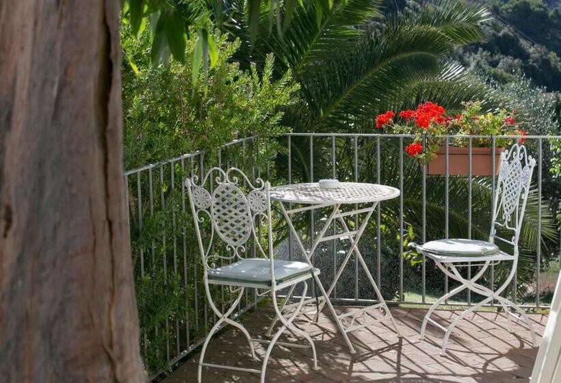 غرفة قياسية مزوَّدة بتراس, Santo Stefano