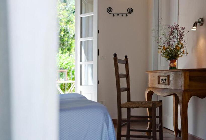 غرفة قياسية مزوَّدة بتراس, Santo Stefano