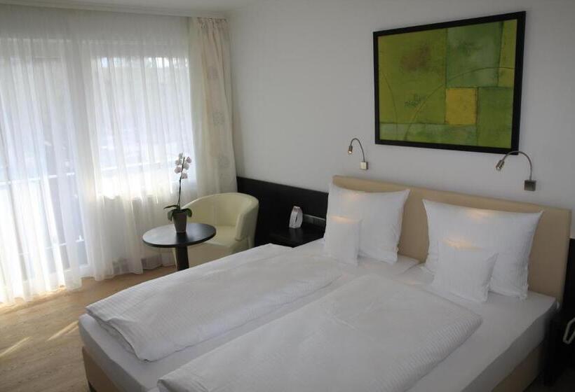 Номер Deluxe Вид на Озеро, Seehotel Lilly