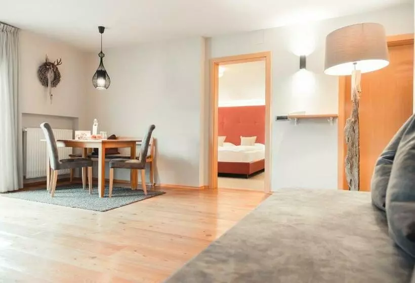 バルコニー付２ベッドルームアパートメント, Tiefenbrunn Gardensuites & Breakfast