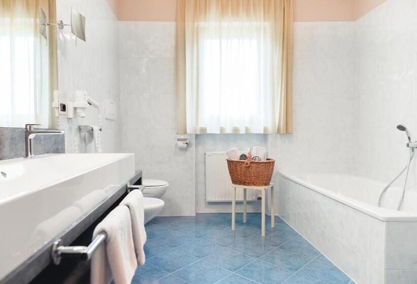 발코니가 있는 2 베드룸 아파트, Tiefenbrunn Gardensuites & Breakfast