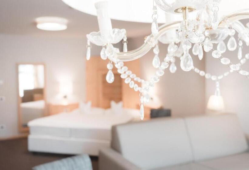 디럭스 스위트, Tiefenbrunn Gardensuites & Breakfast