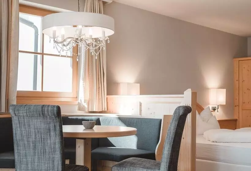 デラックススイート, Tiefenbrunn Gardensuites & Breakfast