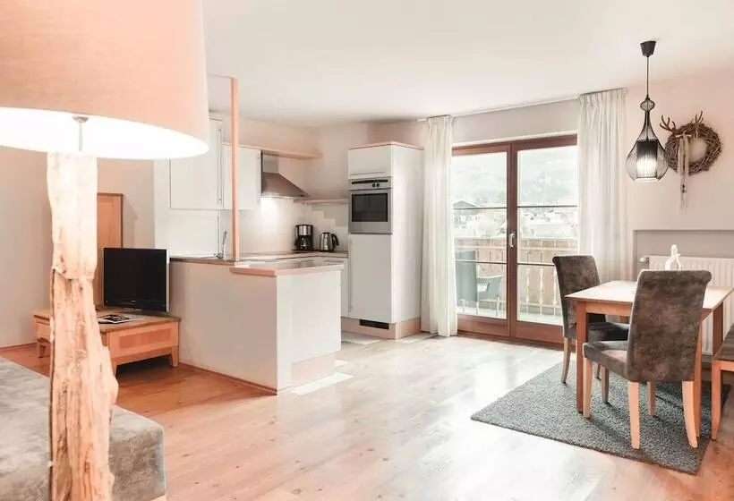 バルコニー付２ベッドルームアパートメント, Tiefenbrunn Gardensuites & Breakfast