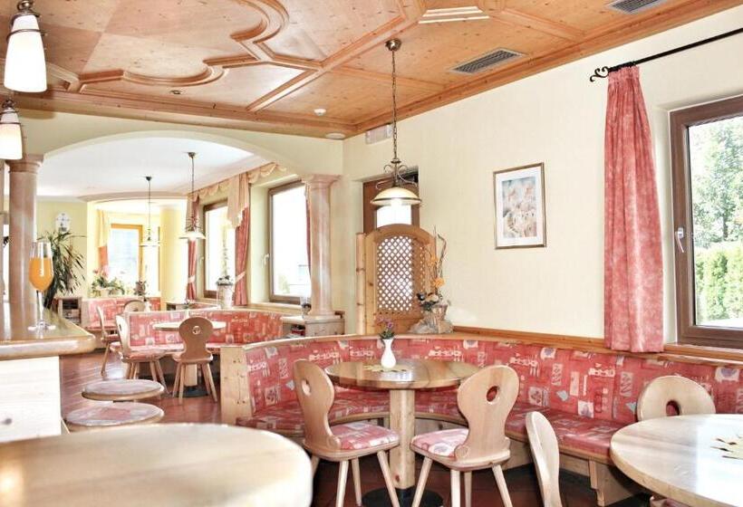 חדר סטנדרט עם מרפסת, Tyrol Plose