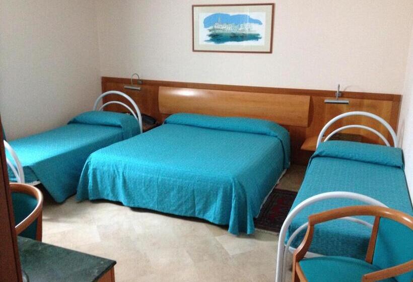 חדר סטנדרט לשלושה, Vecchio Mulino