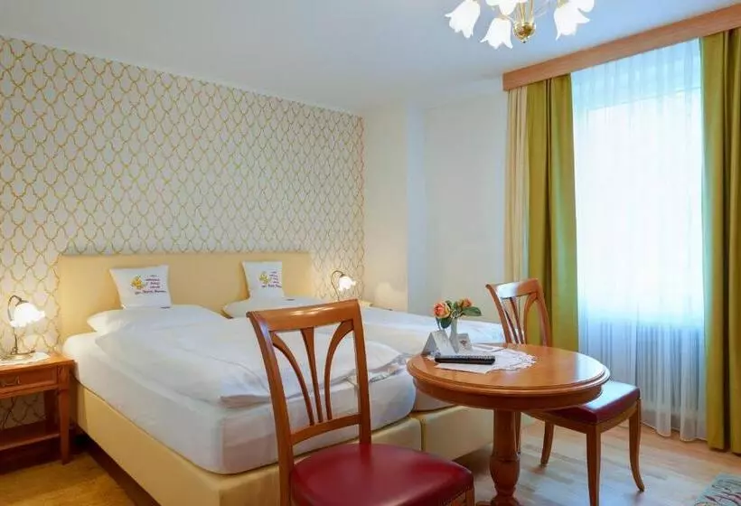 スタンダードルーム, Gasthof Hametner Mit Innviertlerhof Mit Direktem Zugang Zur Therme Mediterrana Durch Unseren Garten!