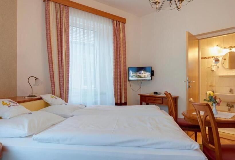 חדר סטנדרט, Gasthof Hametner Mit Innviertlerhof Mit Direktem Zugang Zur Therme Mediterrana Durch Unseren Garten!