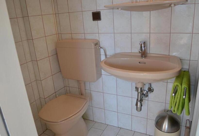 バルコニー付きスタンダードルーム, Gästehaus Pfisterer