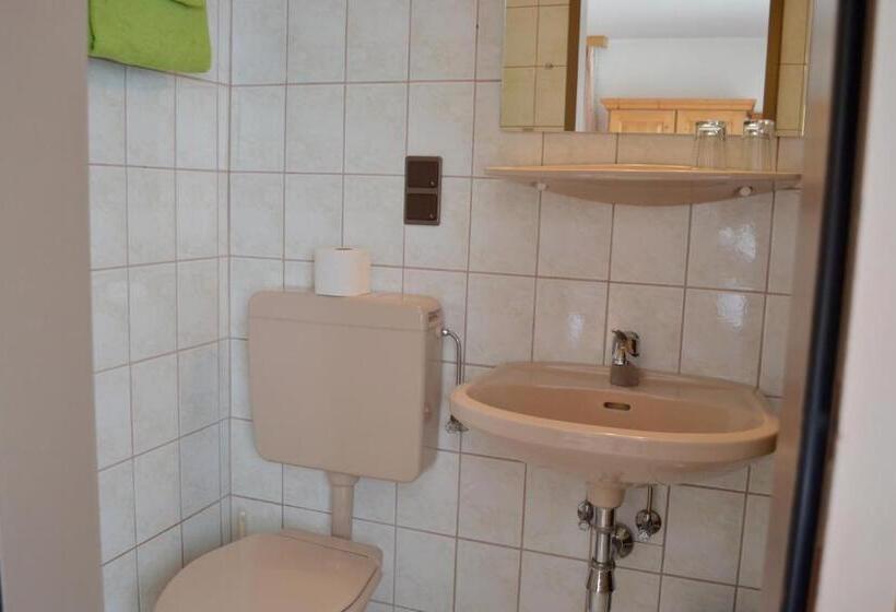 バルコニー付きスタンダードルーム, Gästehaus Pfisterer