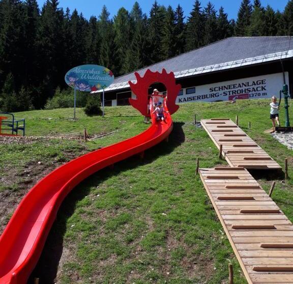 バルコニー付２ベッドルームアパートメント, Simonbauerhof