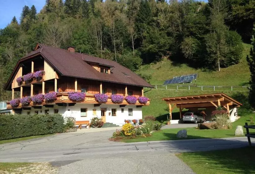 Huoneisto 2 Makuuhuonetta Parveke, Simonbauerhof