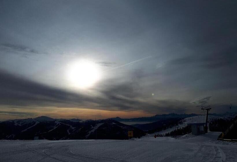 バルコニー付２ベッドルームアパートメント, Simonbauerhof