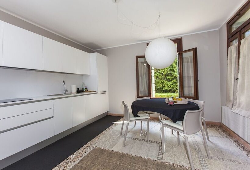 带1个卧室的豪华公寓, Villa Moro Lin Design Apartments