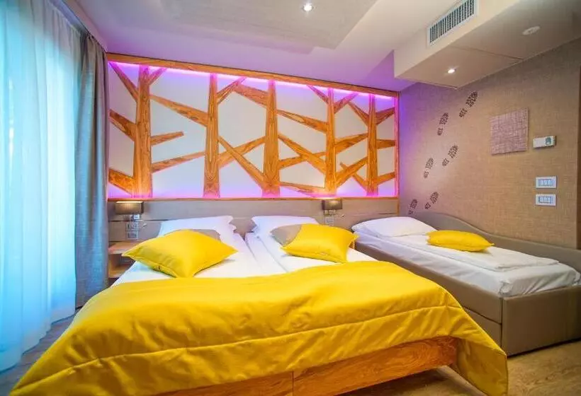 コンフォートトリプルルーム, Aktivhotel Santalucia