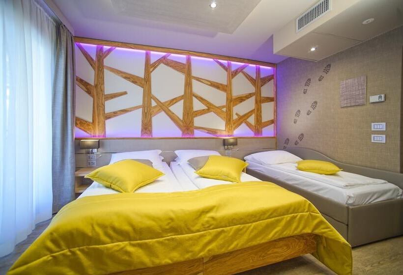اتاق راحتی سه تخته, Aktivhotel Santalucia