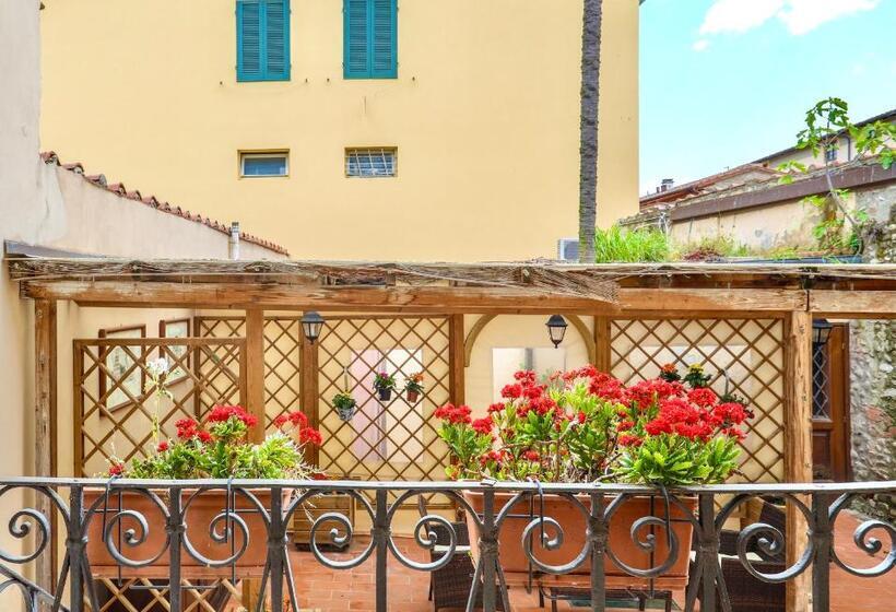 اتاق استاندارد چهار تخته, Antica Residenza Santa Chiara  City Center