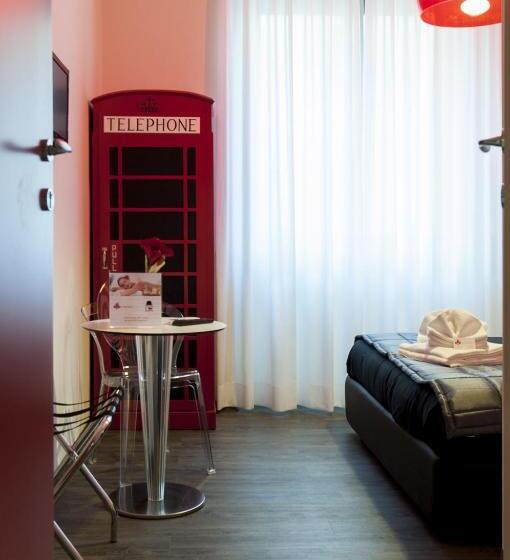 اتاق استاندارد, Il Giglio Rosso B&b