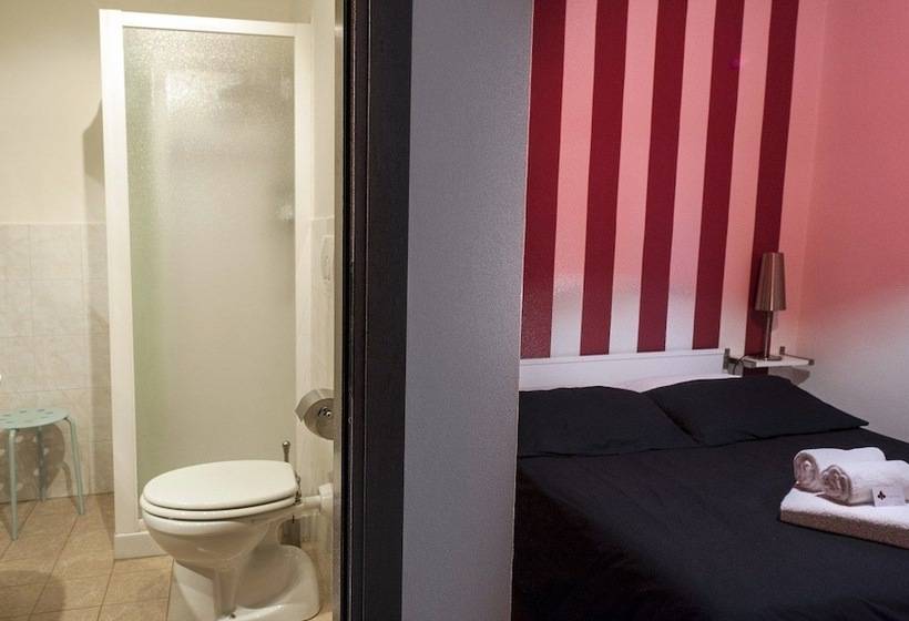اتاق استاندارد, Il Giglio Rosso B&b