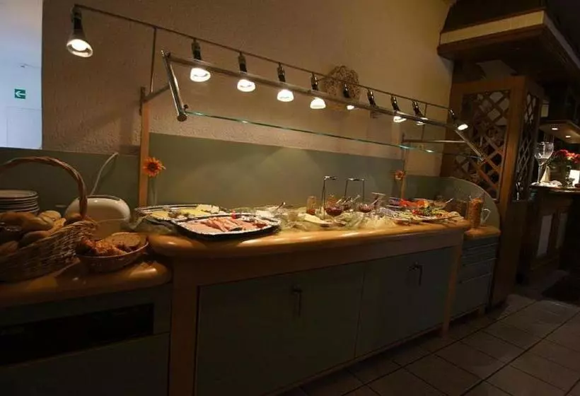 スイート, Elektro Hotel Rosenhaus Gmbh