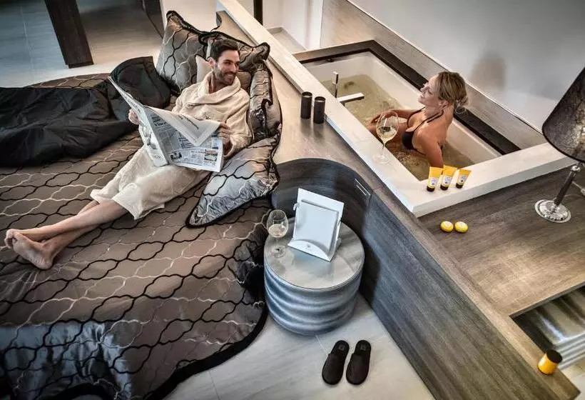 سوئیت با وان آب گرم, Grand Hotel Resort&spa Ma&ma   Adults Only