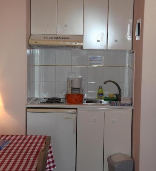 标准工作室, Heliotopos Apartments