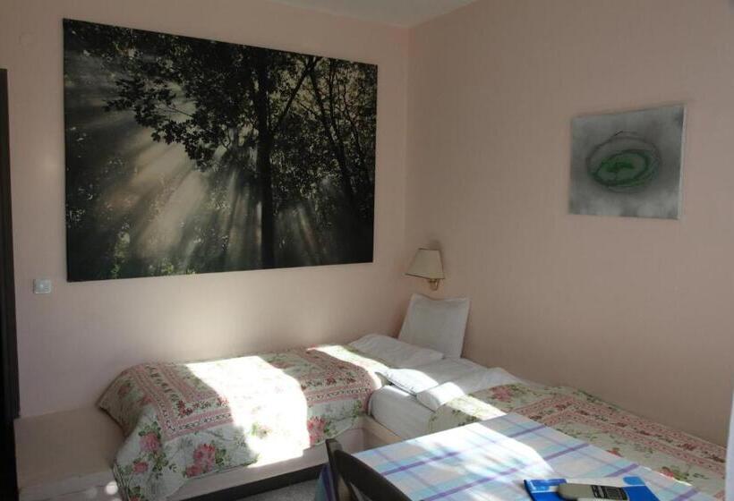 家庭公寓, Heliotopos Apartments