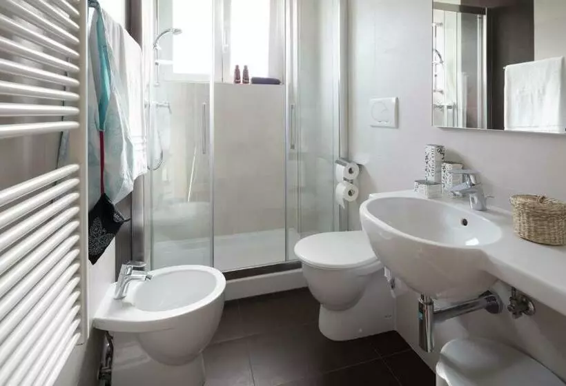 اتاق استاندارد یک نفره, Adria