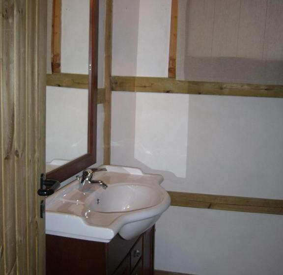 غرفة قياسية, Cuore Di Palme