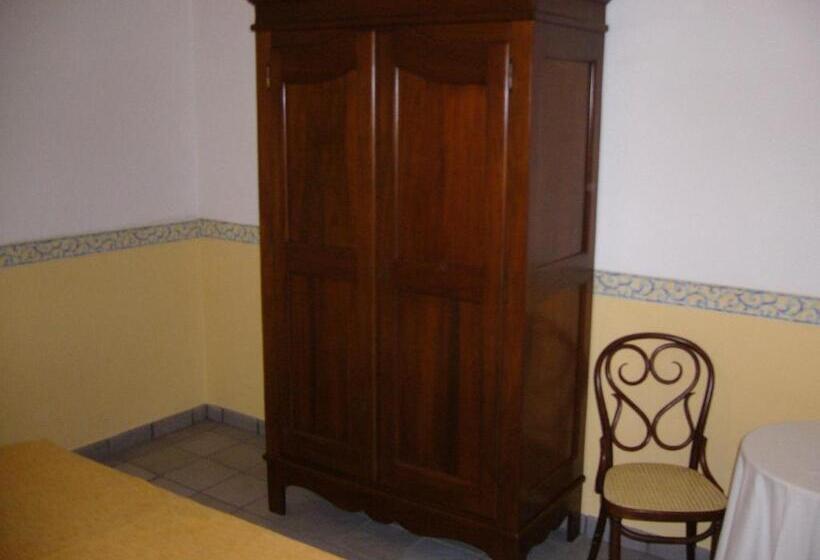 شقة غرفتين, Cuore Di Palme