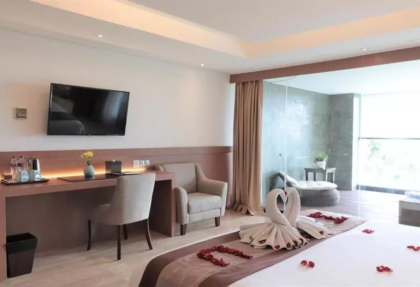 ハイドロマッサージバス付きスイート, De Vins Sky Hotel Seminyak