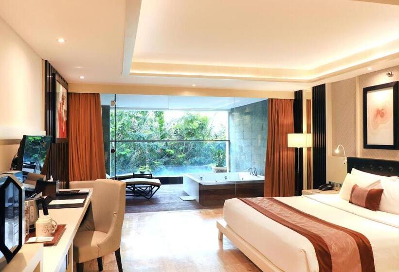 سوئیت با وان آب گرم, De Vins Sky Hotel Seminyak