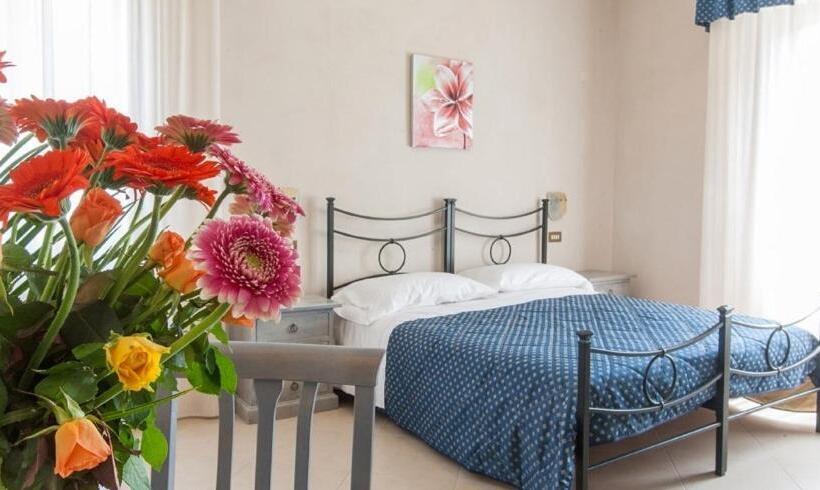 스탠다드 룸, Villa Hotel Del Sole