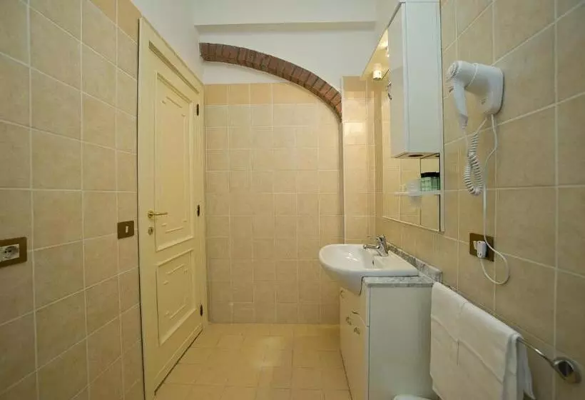 コンフォートトリプルルーム, Villa Hotel Del Sole