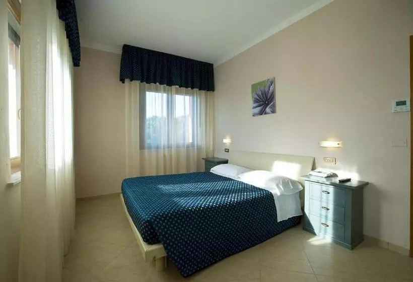 コンフォートトリプルルーム, Villa Hotel Del Sole